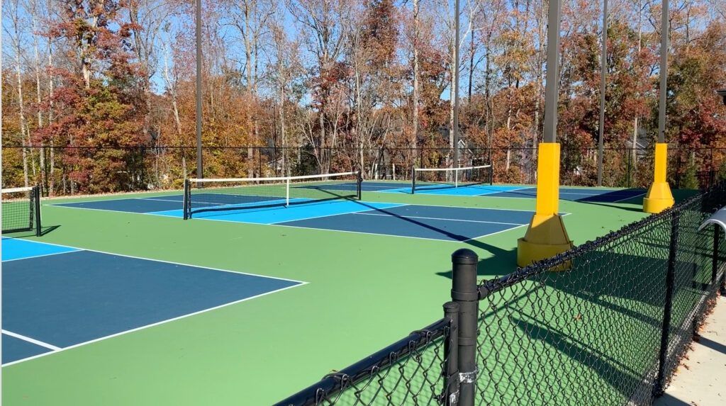 Amenities at Auburn Village in Garner NC include pool, clubhouse, pickelball courts, bocce ball courts, and a fitness center.